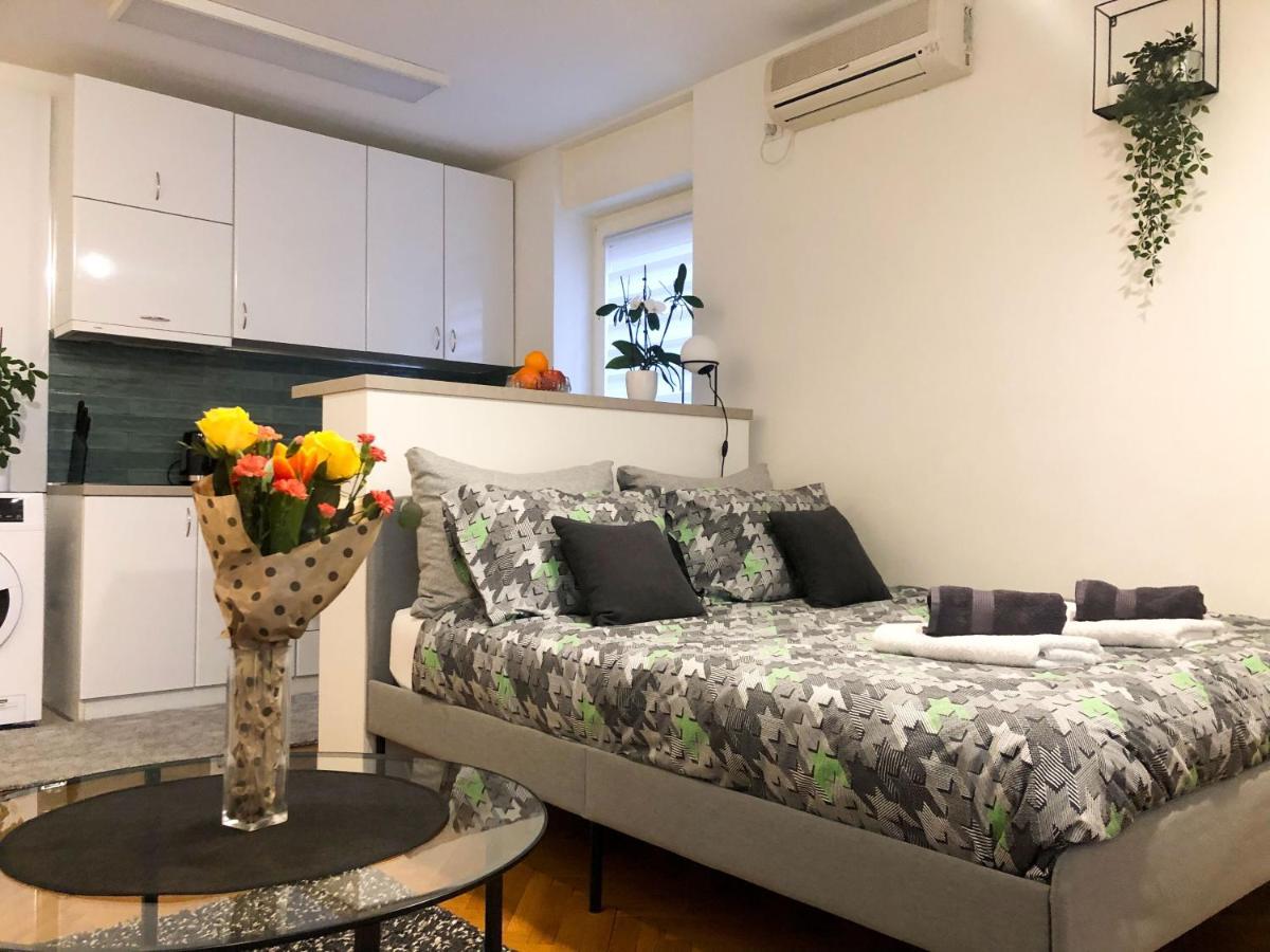 Promo - Flora Apartment ノヴィ・サド エクステリア 写真